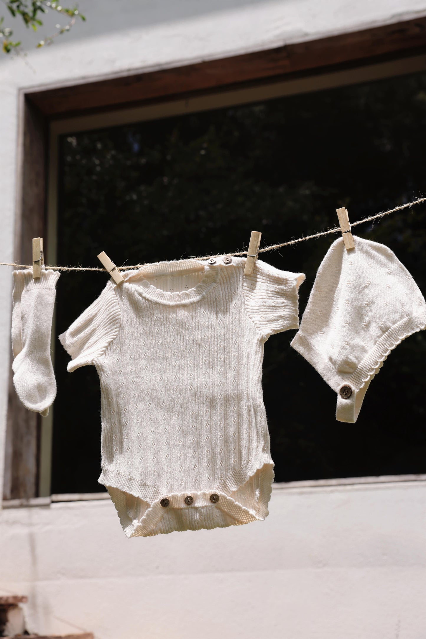 Avibae Luxary Cotton Patterned Openwork Romper  3-Piece Buddle Creamy White