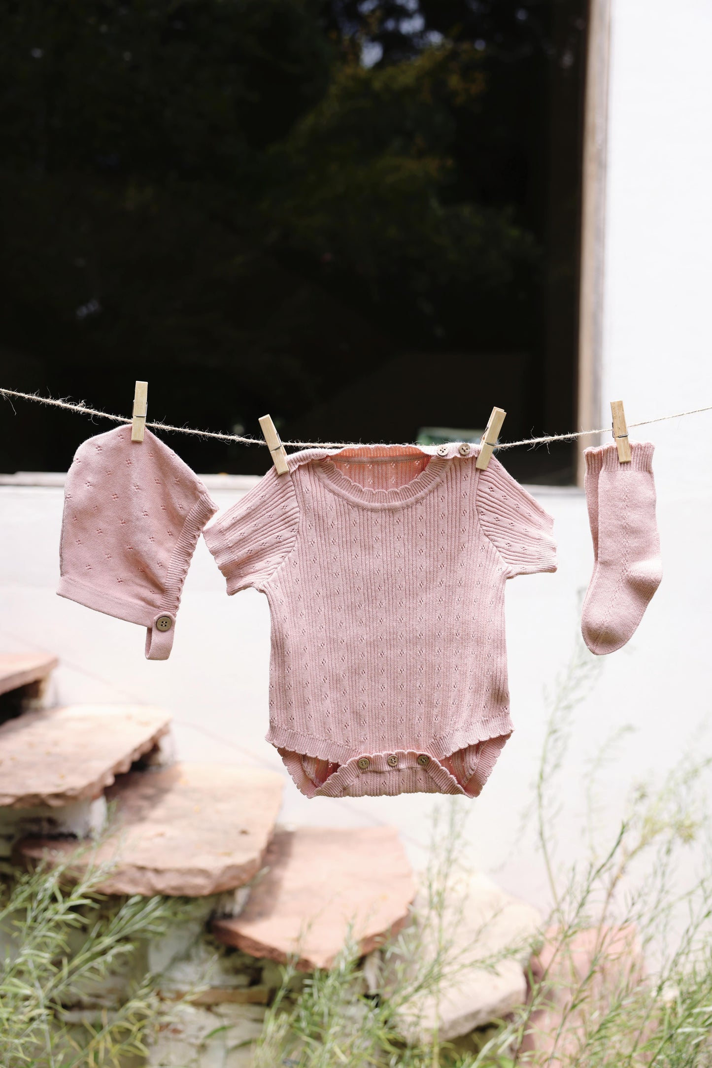 Avibae Luxary Cotton Patterned Openwork Romper  3-Piece Buddle Pearl Rose