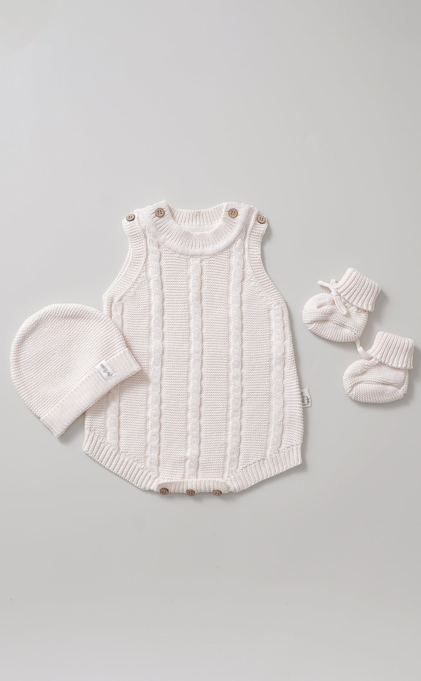 Luxary Cotton Baby 3-Pieces Cable Knit Gift Bundle